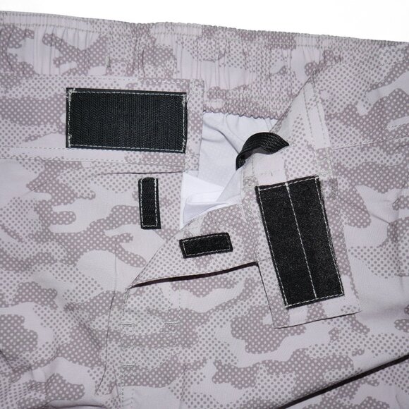 Born Primitive Shorts Mens 40 Brown Digital Camo Patriotic American Defender 3.0 - Picture 12 of 13